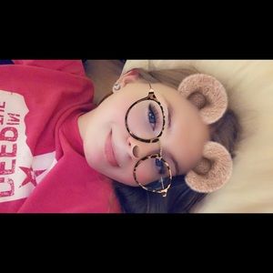 Meet your Posher, Cassie